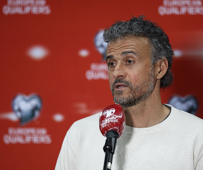 <a href='/news/tag/263.html' style='color: blue;'>法甲</a>第14輪：巴黎圣日耳曼失利，恩里克深度剖析賽況