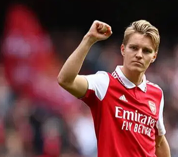 歐冠賽前阿爾特塔力挺厄德高：傷病影響出場(chǎng)，隊(duì)長(zhǎng)之位穩(wěn)固